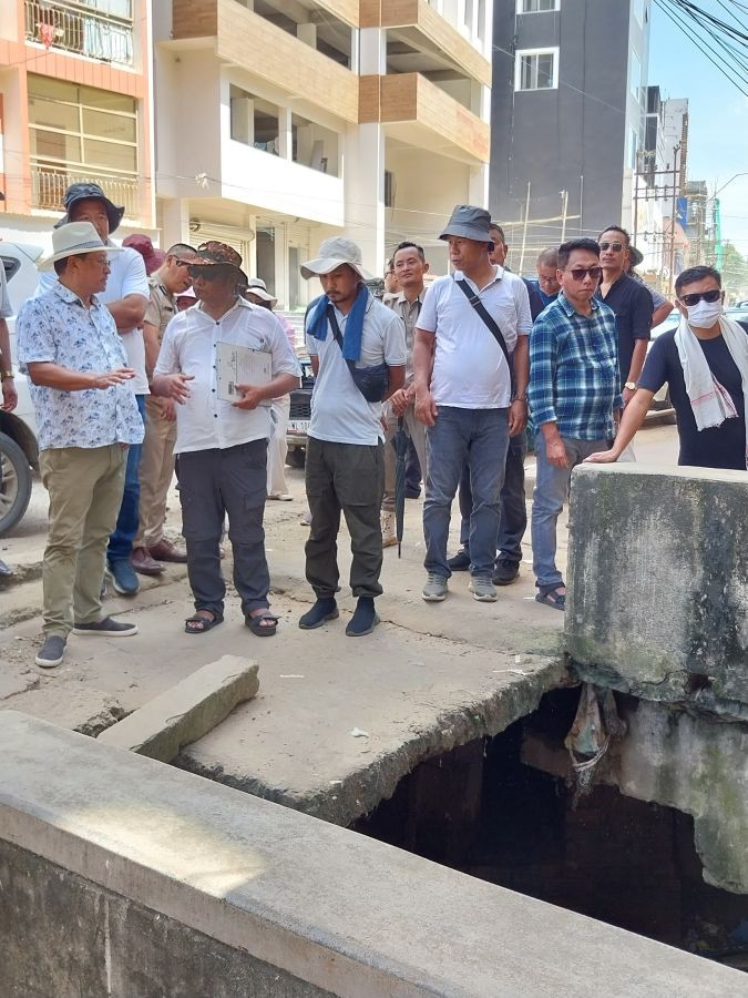 Advisor for Urban Development and Municipal Affairs, Zhaleo Rio inspecting a drain in Midland, Dimapur on September 24.